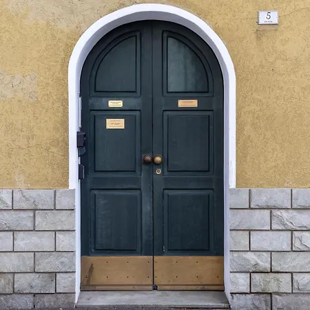 Apartment Al Laghee - Large New Modern In Center Town